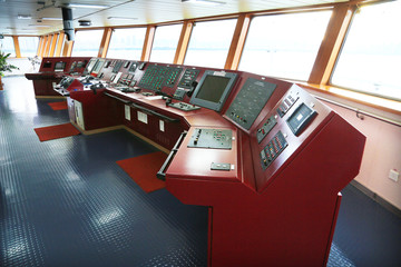 轮船驾驶室