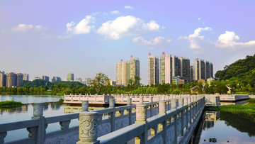 彩霞满天