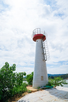 邕江边的灯塔