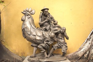 鸡公榄雕塑