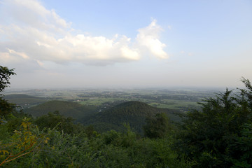 小山丘