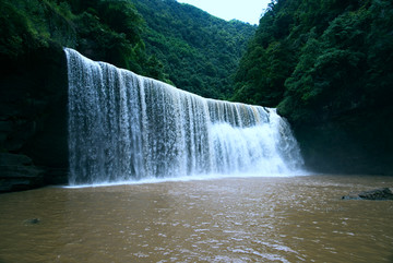贵州赤水美人梳瀑布