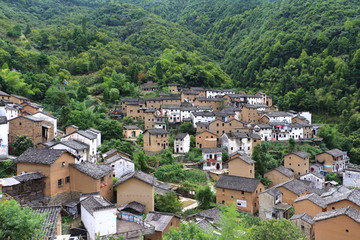 阳产土楼