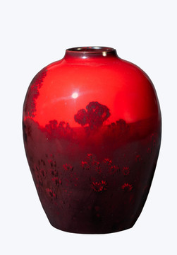 英国道尔顿红釉黑彩风景陶瓶