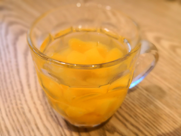 黄桃橘子饮品