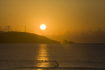大海日出