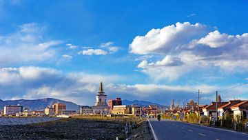 西藏道孚民居