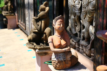 泰式人像雕塑