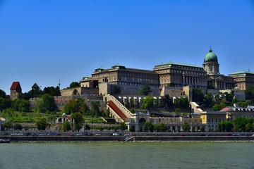 多瑙河畔的城堡