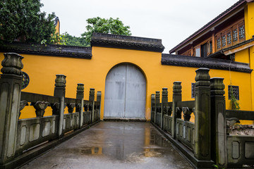 寺庙大门