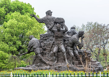 衡阳保卫战铸铜雕塑