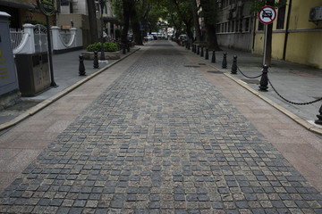 石板路面