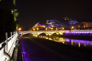 延安清凉山夜景