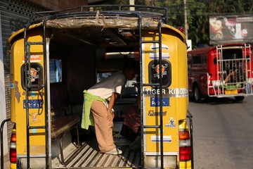 泰国小公交车