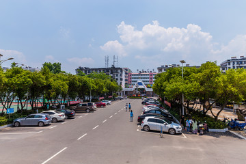 露天停车场