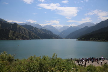 天山天池风光