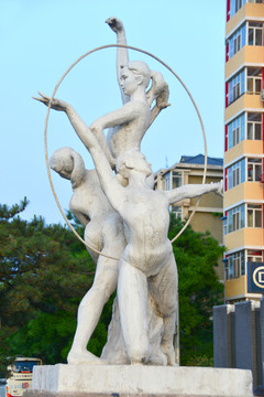 体操运动雕塑女子体操