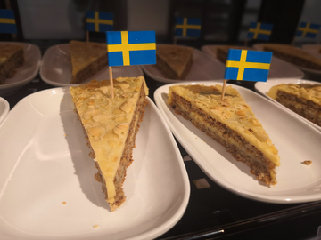 瑞典扁桃仁蛋糕