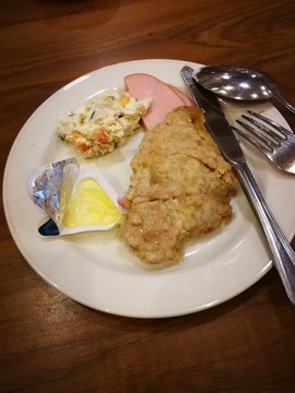 俄式早餐