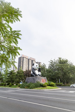 北京望京熊猫雕塑