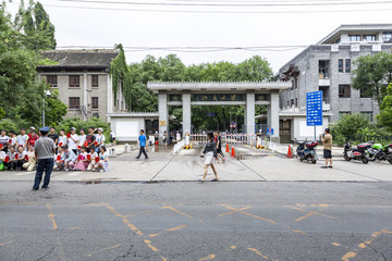 北京大学校门