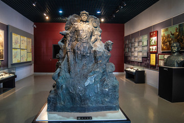 红军战斗塑像