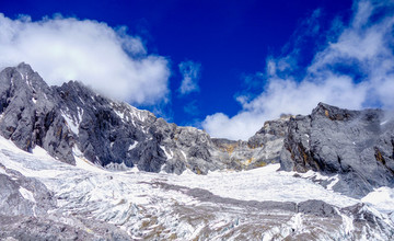 玉龙雪山