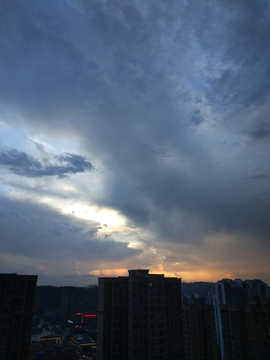 晚霞