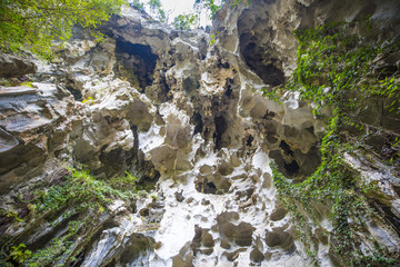 安顺龙宫风景区