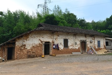 农村土砖房子
