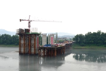 宜岳高速清江特大桥