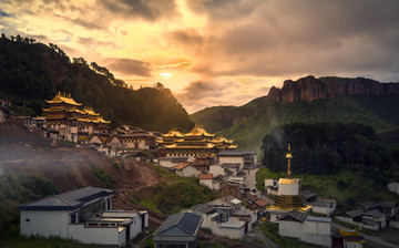 郎木寺日出