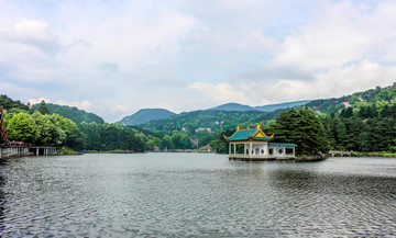 芦林湖