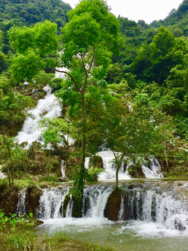山泉流水