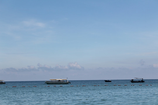 碧海蓝天