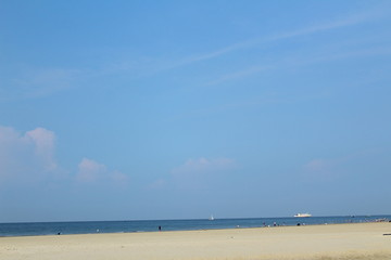 沙滩碧海蓝天