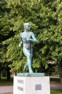 芬兰奥运冠军雕塑