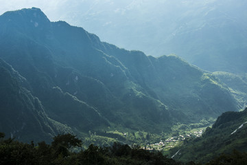 山谷