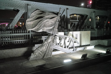 海珠桥雕塑