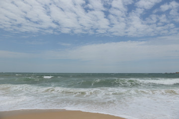 蓝天沙滩