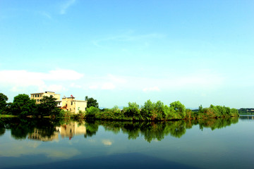 小村