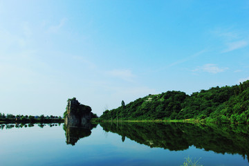 彭泽小孤山