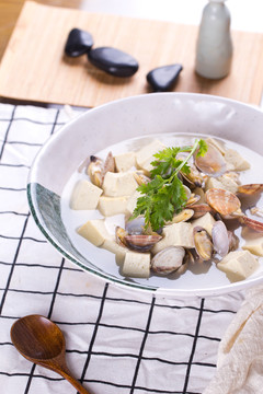 蛤蜊炖豆腐