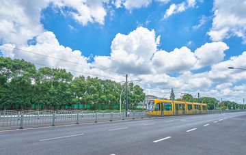 上海有轨电车