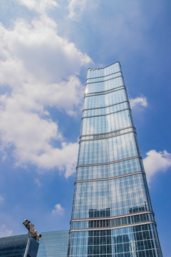 北京商业区办公大楼低视角