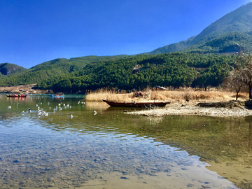 泸沽湖山水风光