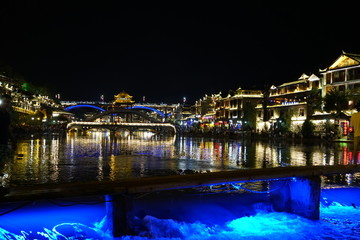 凤凰古城的灯光夜景