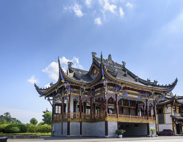 古建筑屋顶房顶雕梁画栋