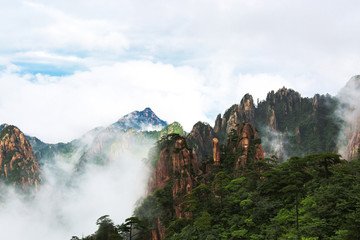 意境水墨山水画