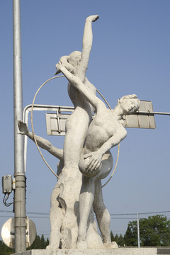 女子体操运动雕塑